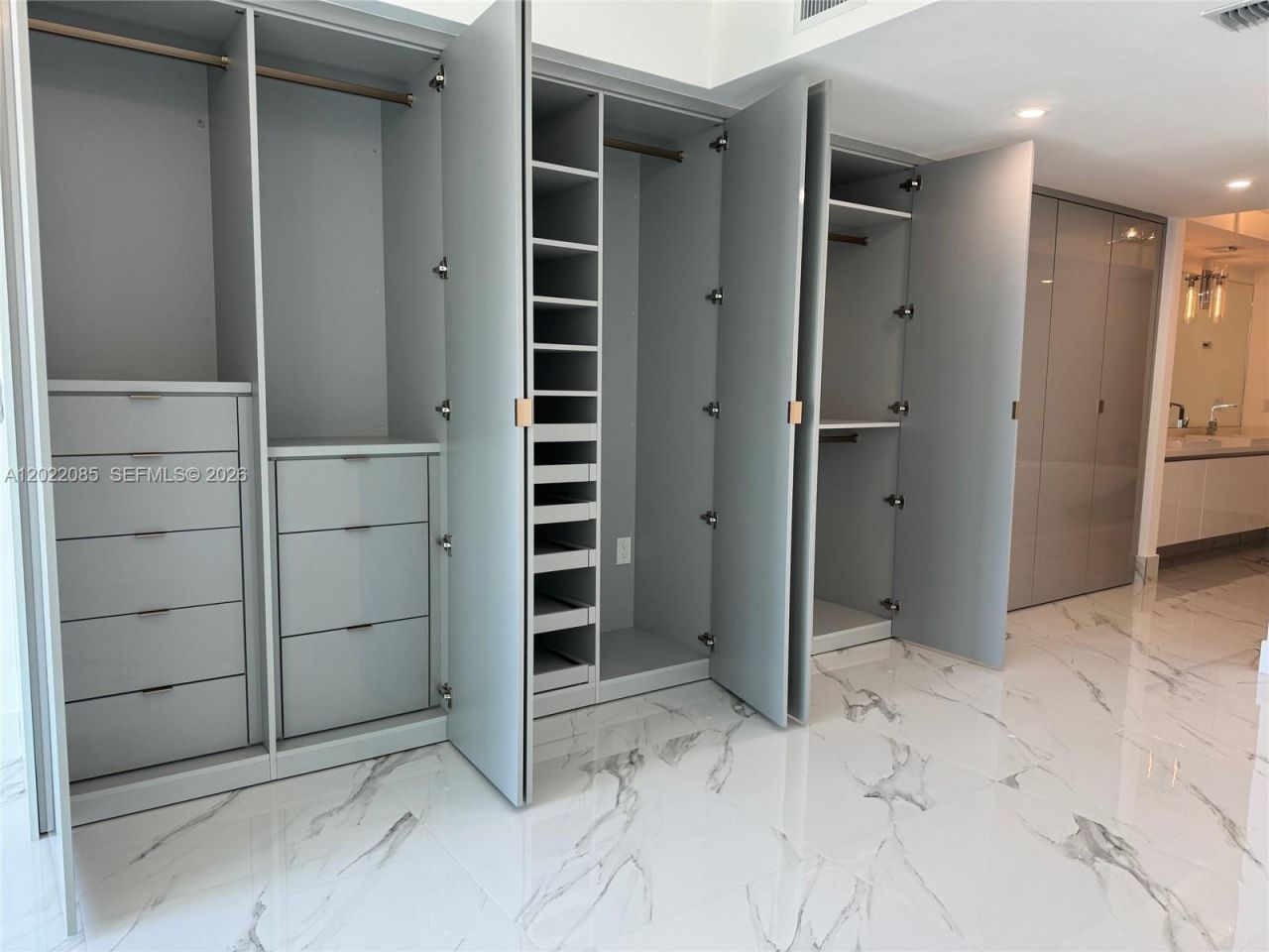 330 Sunny Isles Blvd , Unit 5-1003, Sunny Isles Beach, FL 33160 Photo