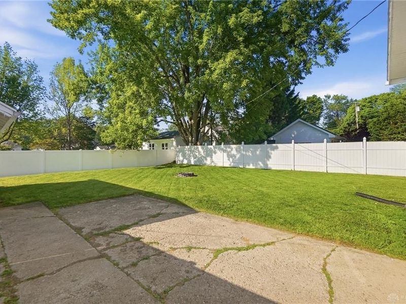 524 W Market Street, Troy, OH 45373 Photo 32