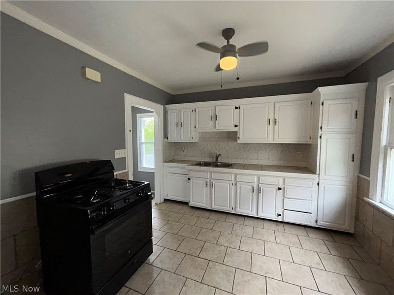 10014 Sladden Avenue , Garfield Heights, OH 44125 Photo 11