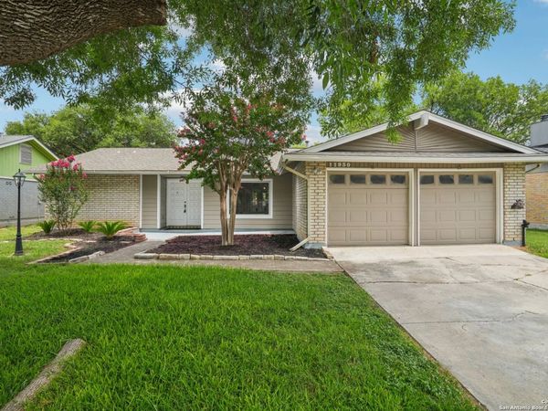 11930 Holm Oaks, San Antonio, TX 78249