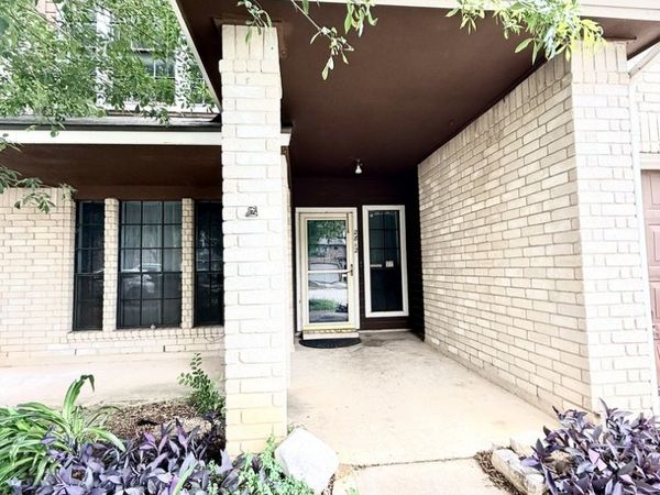 2812 Hidden Grove Ln, Schertz, TX 78154