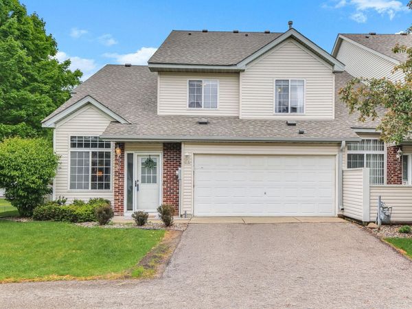 3601 Genevieve Avenue N, Oakdale, MN 55128