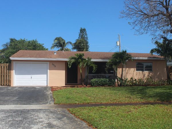 1428 SW 1st Avenue, Deerfield Beach, FL 33441