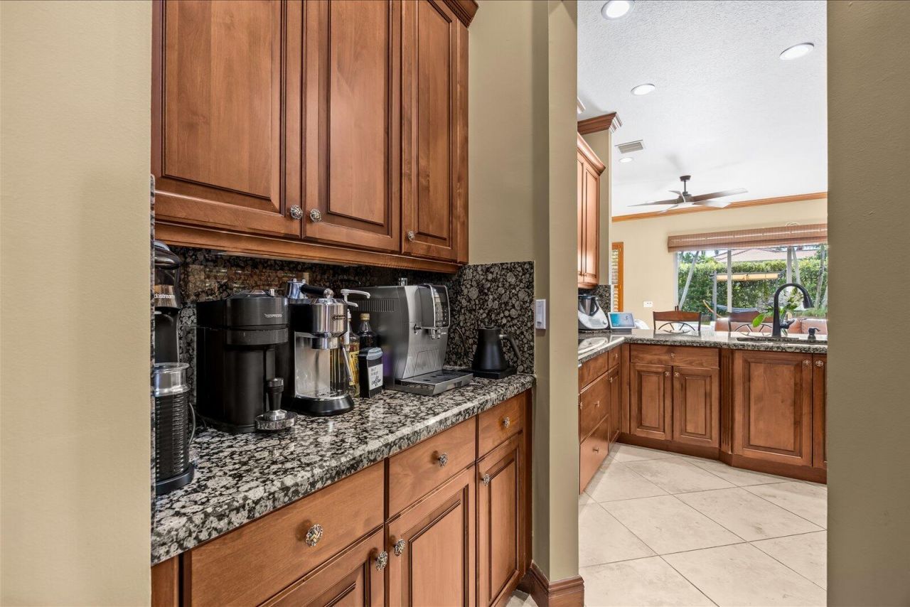 1874 Wood Glen Circle, West Palm Beach, FL 33411 Photo