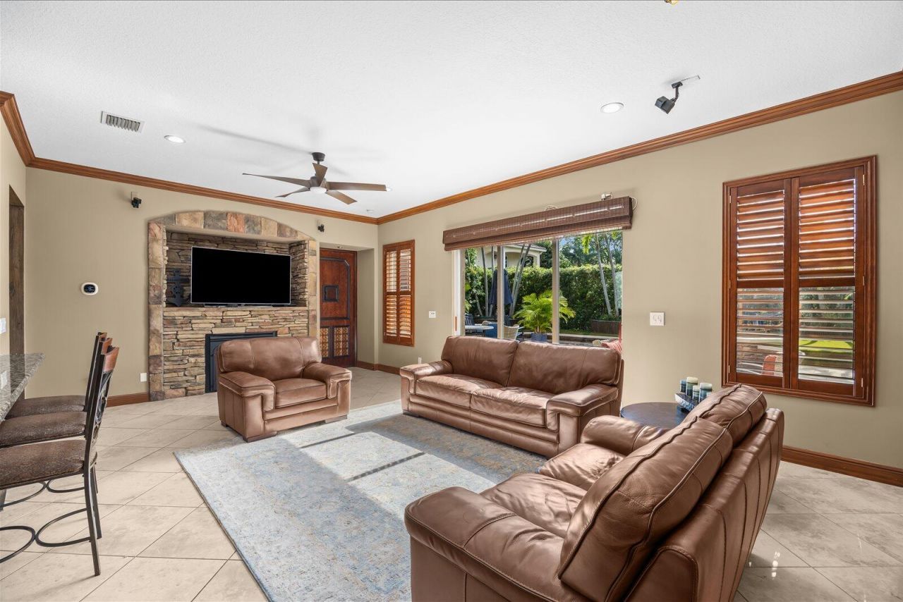 1874 Wood Glen Circle, West Palm Beach, FL 33411 Photo