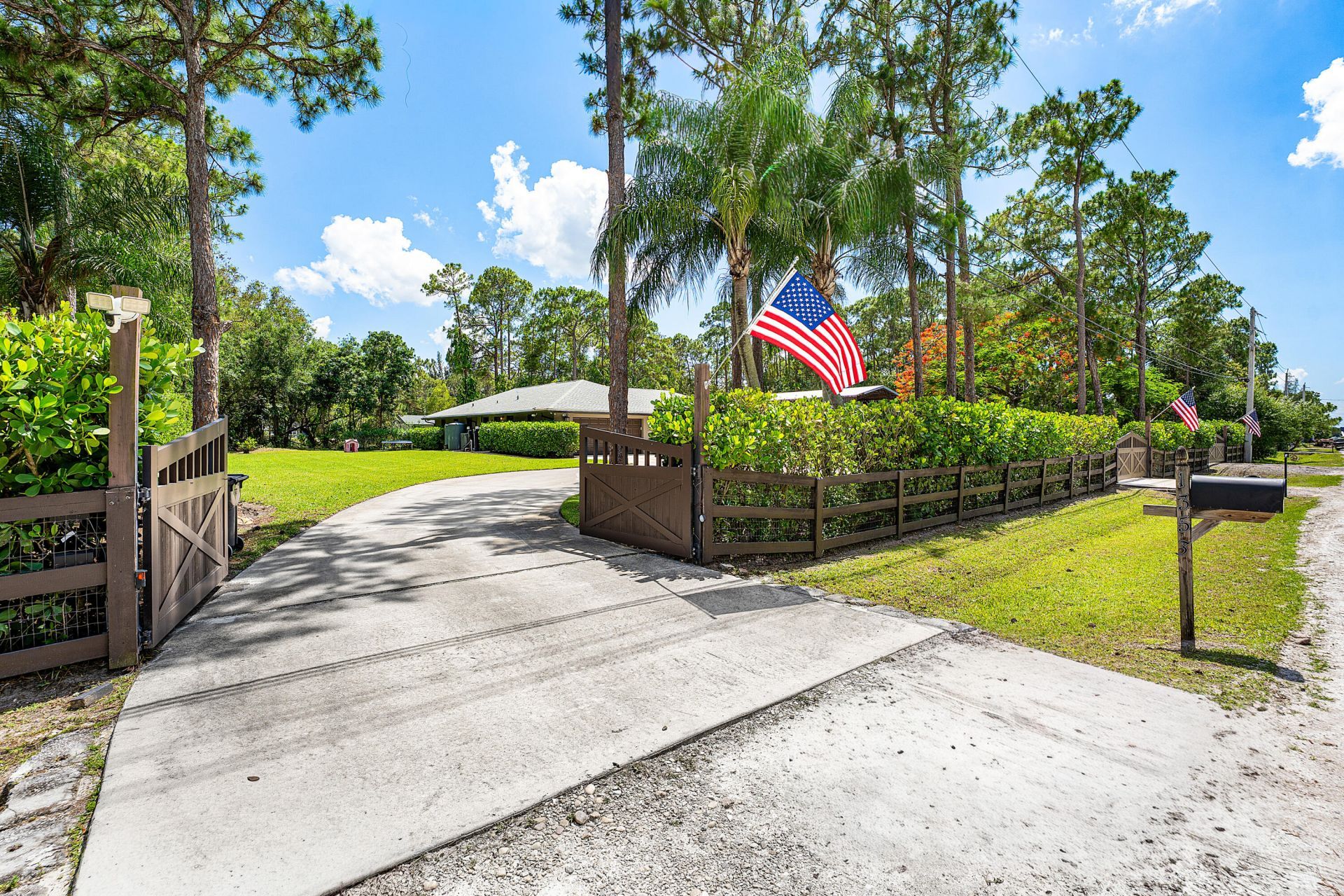 13530 N 59th Ct Court N, The Acreage, FL 33411 Photo