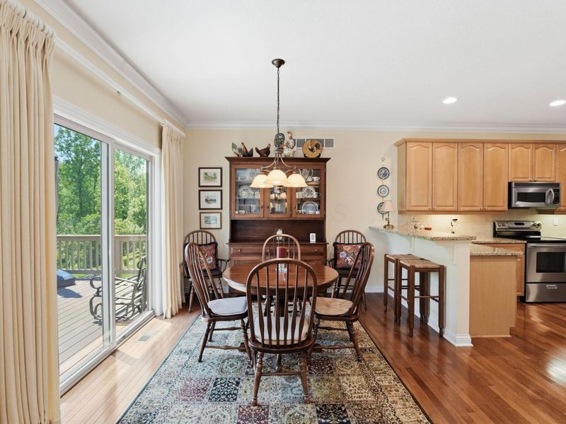 1059 Kempton Run Drive, Columbus, OH 43235 Photo 18