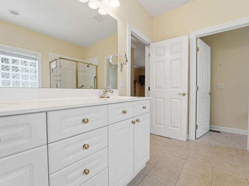 1059 Kempton Run Drive, Columbus, OH 43235 Photo 32
