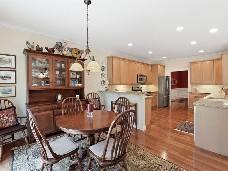 1059 Kempton Run Drive, Columbus, OH 43235 Photo 6