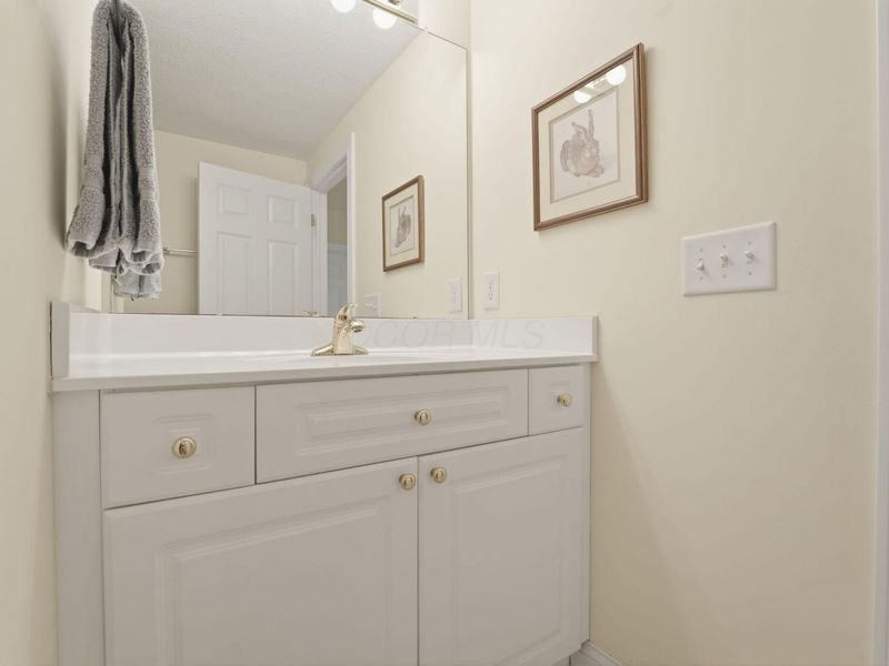 1059 Kempton Run Drive, Columbus, OH 43235 Photo 60