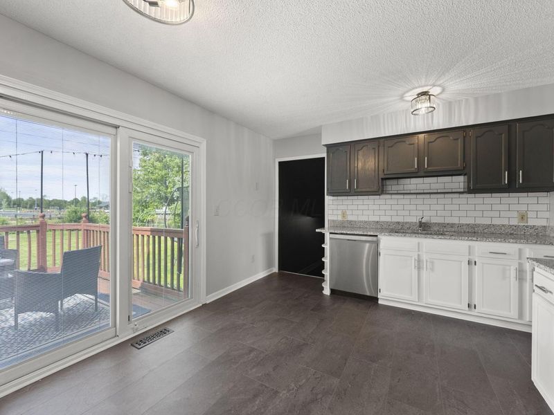 3026 Elspeth Court, Columbus, OH 43231 Photo 10