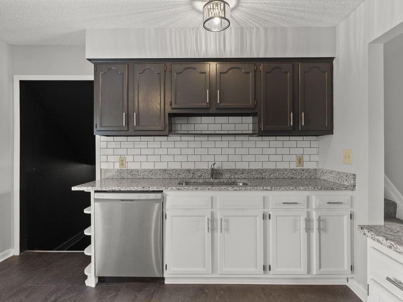 3026 Elspeth Court, Columbus, OH 43231 Photo 12