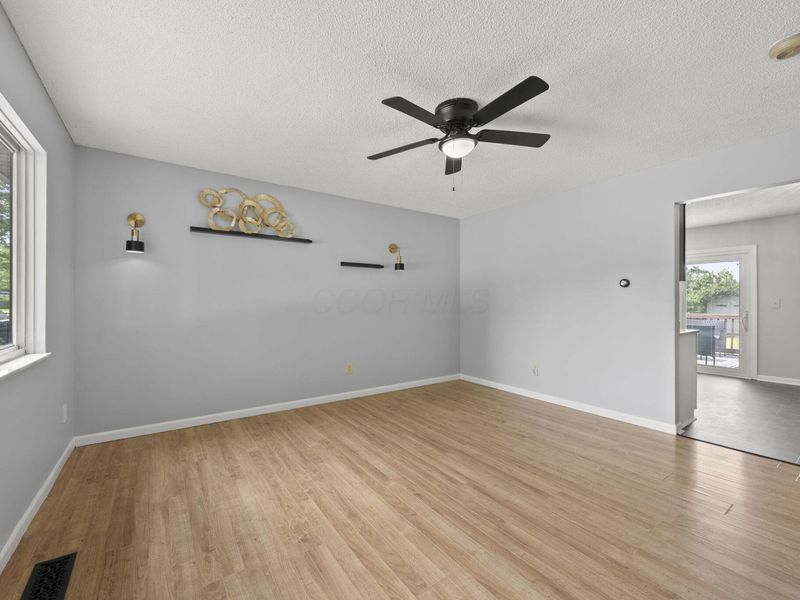 3026 Elspeth Court, Columbus, OH 43231 Photo 6