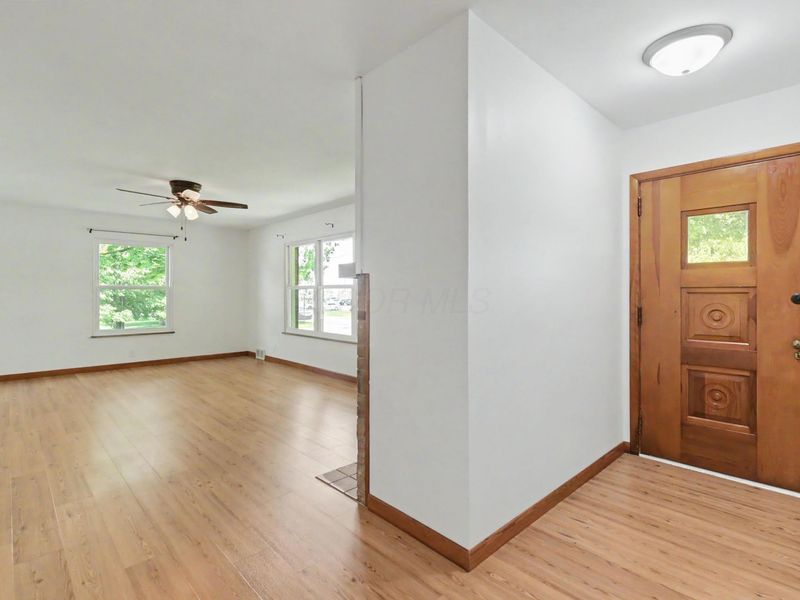 885 W Perry Street , Bucyrus, OH 44820 Photo 2