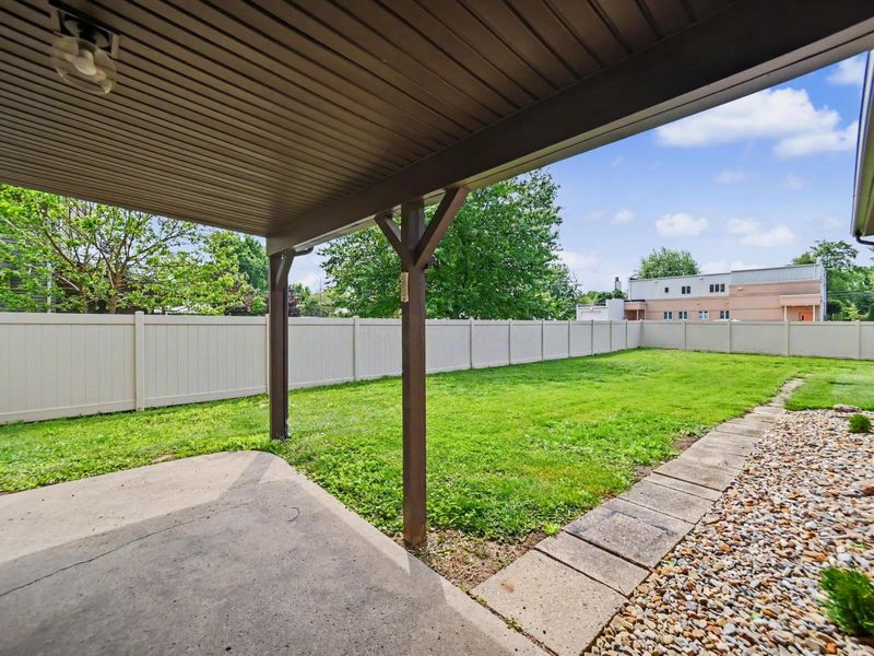 885 W Perry Street , Bucyrus, OH 44820 Photo 42