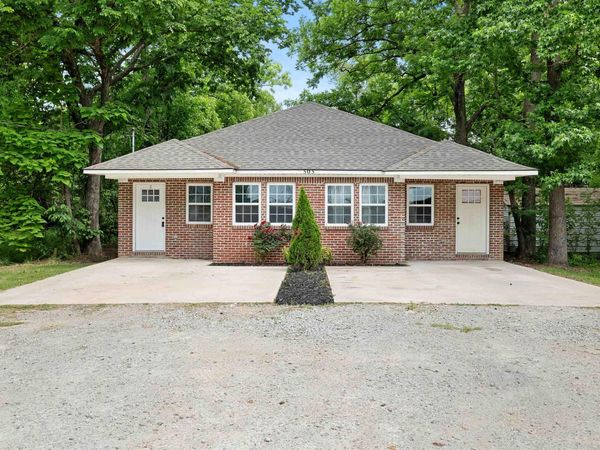 505 Bertig St , Paragould, AR 72450