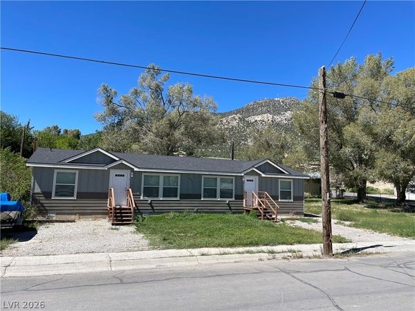 593 Ogden Avenue , Ely, NV 89301