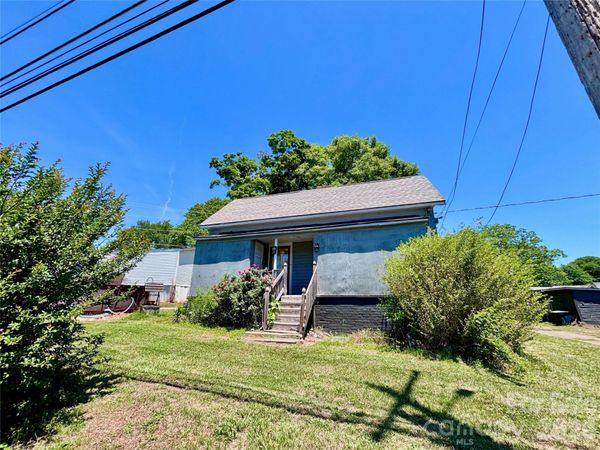 126 West Street, Ellenboro, NC 28040