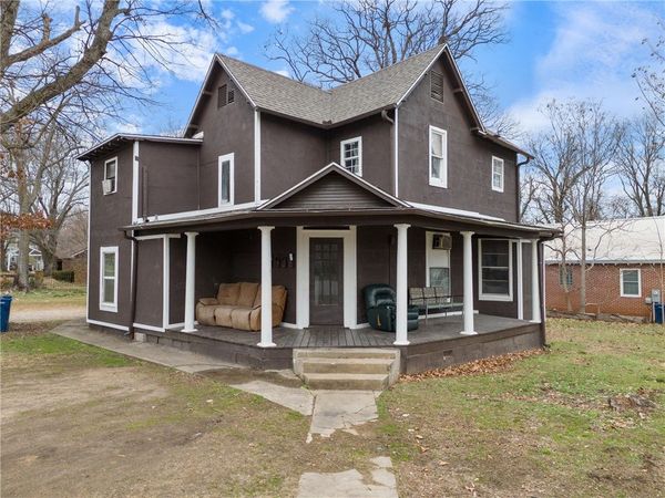 622 Wright Street , Siloam Springs, AR 72761