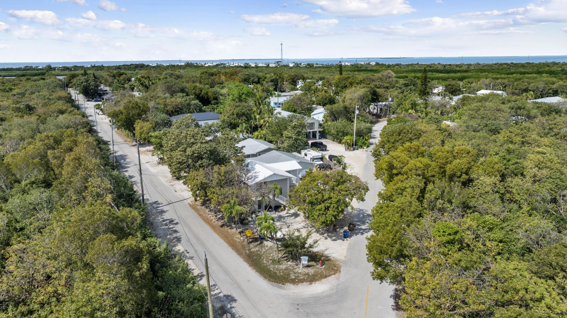 102 Harry Harris Drive, Tavernier, FL 33070 Photo