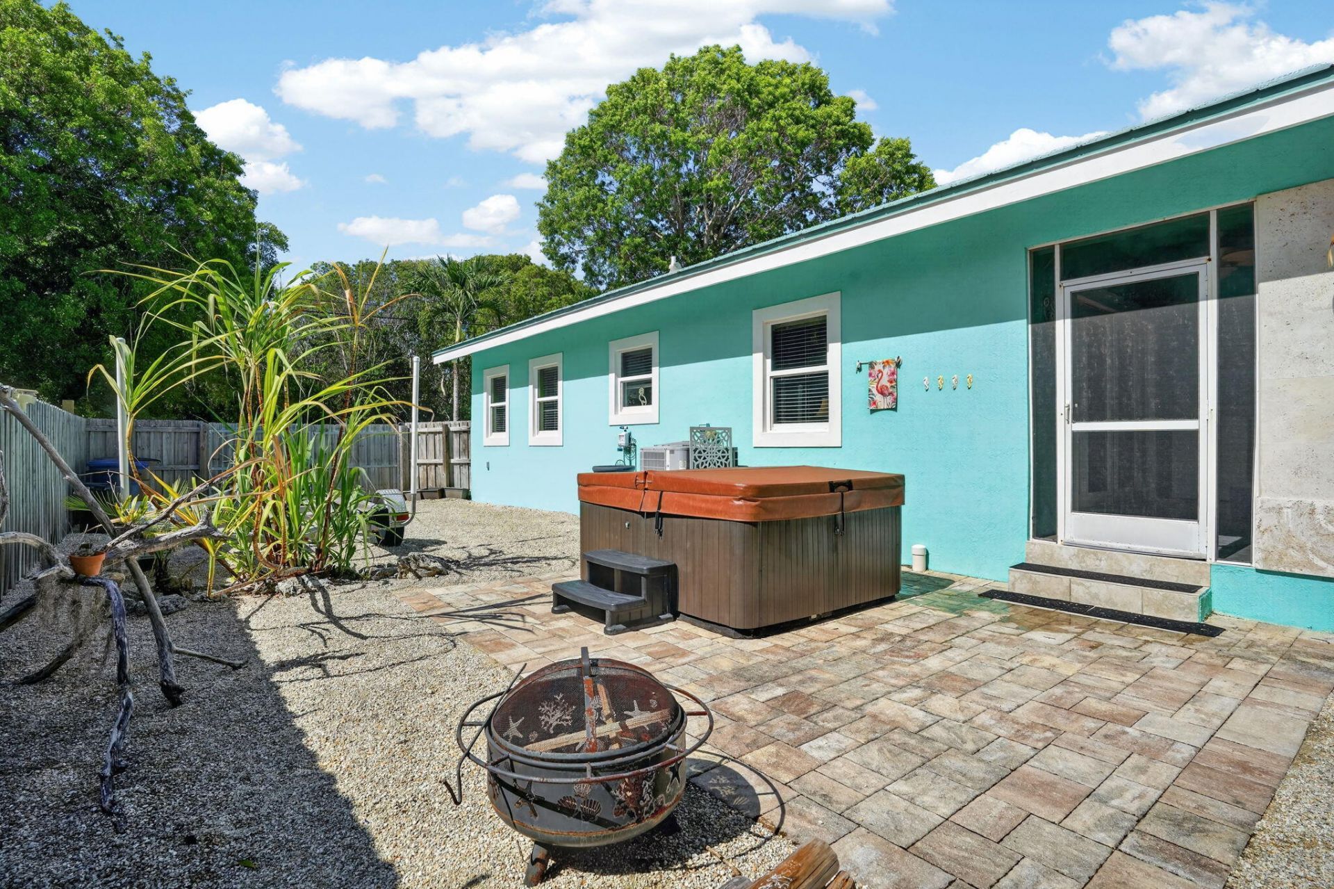 32 S Andros Road, Key Largo, FL 33037 Photo