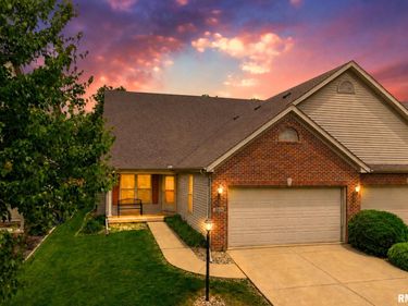 2303 W KENFIELD Court, Peoria, IL 61615