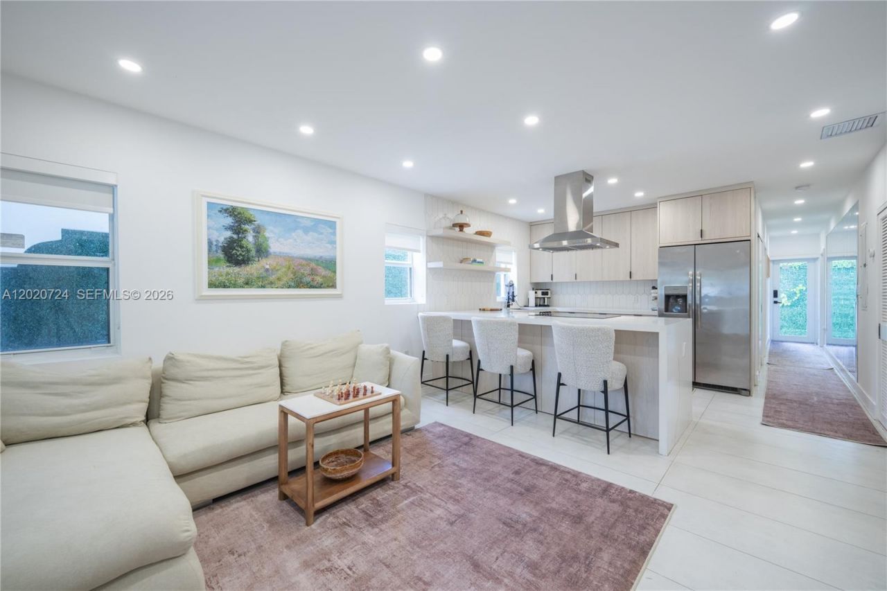 545 NW 47th St , Unit n/a, Miami, FL 33127 Photo