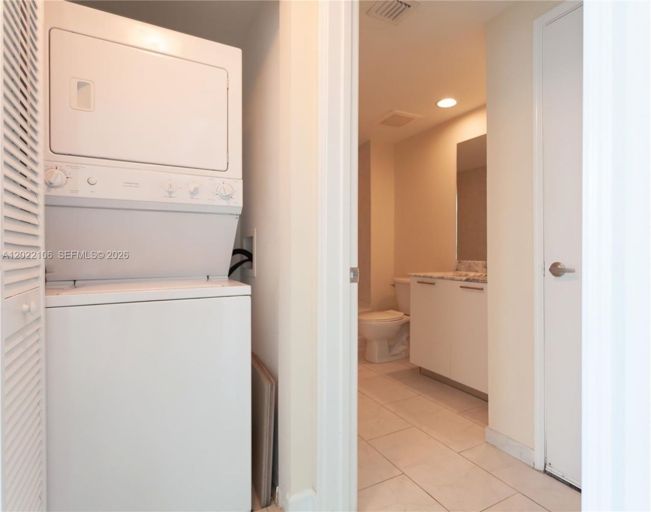 951 Brickell Ave , Unit 4009, Miami, FL 33131 Photo