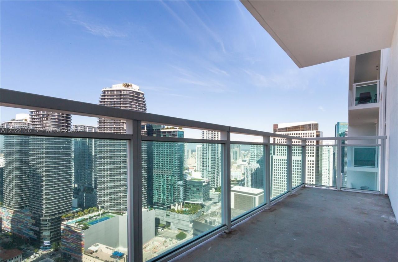 951 Brickell Ave , Unit 4009, Miami, FL 33131 Photo