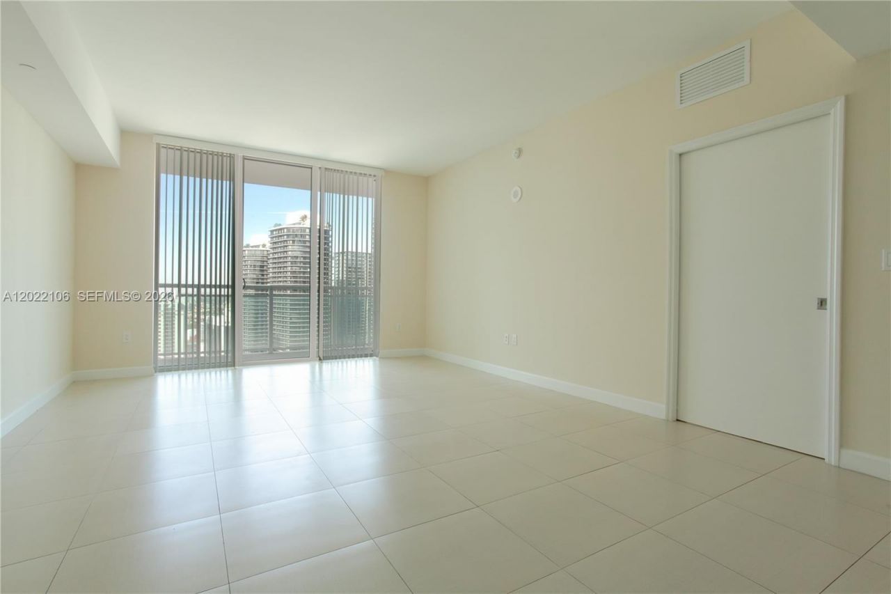 951 Brickell Ave , Unit 4009, Miami, FL 33131 Photo