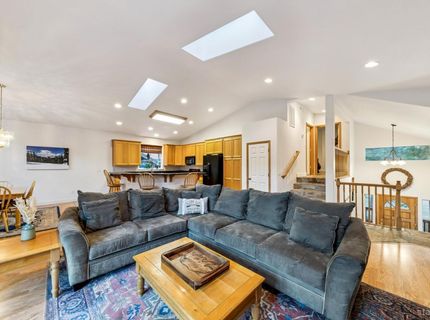 1761 13th Street, South Lake Tahoe, CA 96150 Photo
