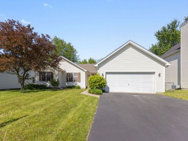 1621 Ash Avenue , Woodstock, IL 60098