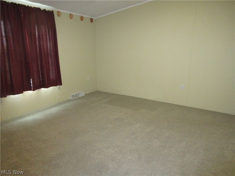 5232 Russel Road, Andover, OH 44003 Photo 16