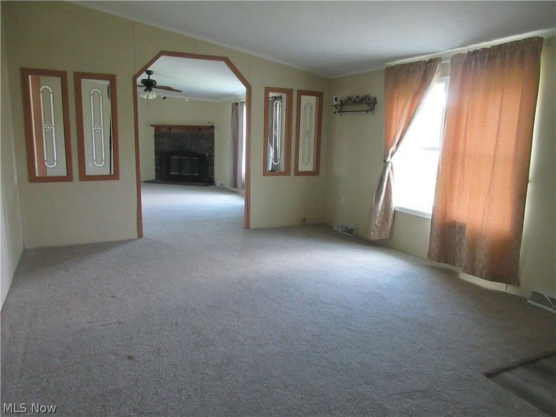 5232 Russel Road, Andover, OH 44003 Photo 9