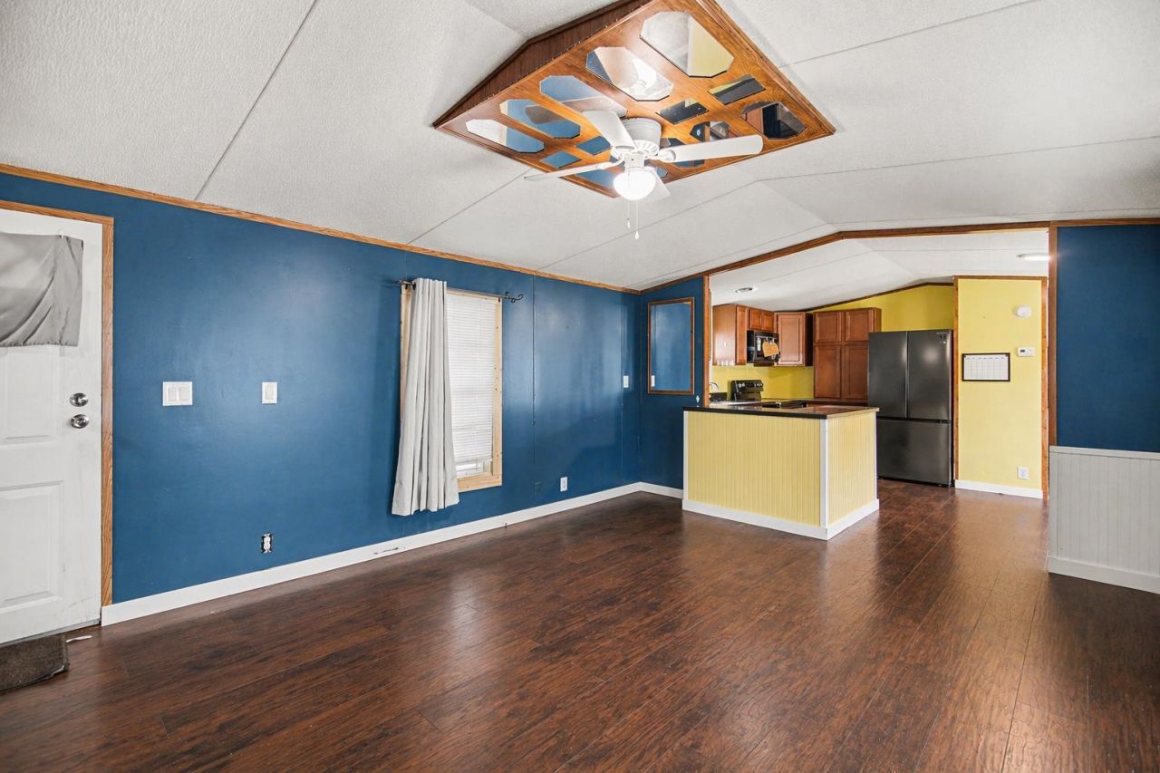 1512 Scorpio Ln.  Photo 5