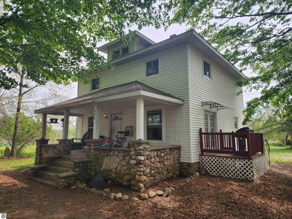 9530 Denver Road W, Lake, MI 48632
