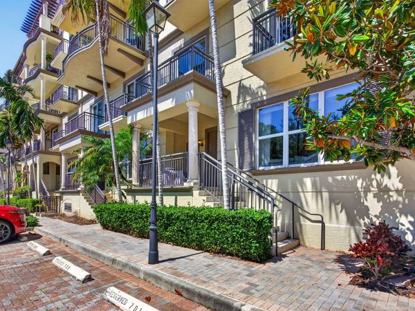 2609 NE 14th Avenue, Unit 105, Wilton Manors, FL 33334