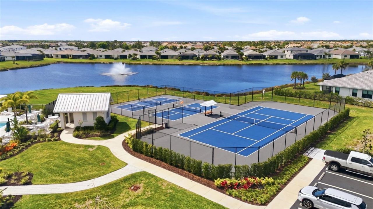 18645 Midsummer Place, Venice, FL 34293 Photo