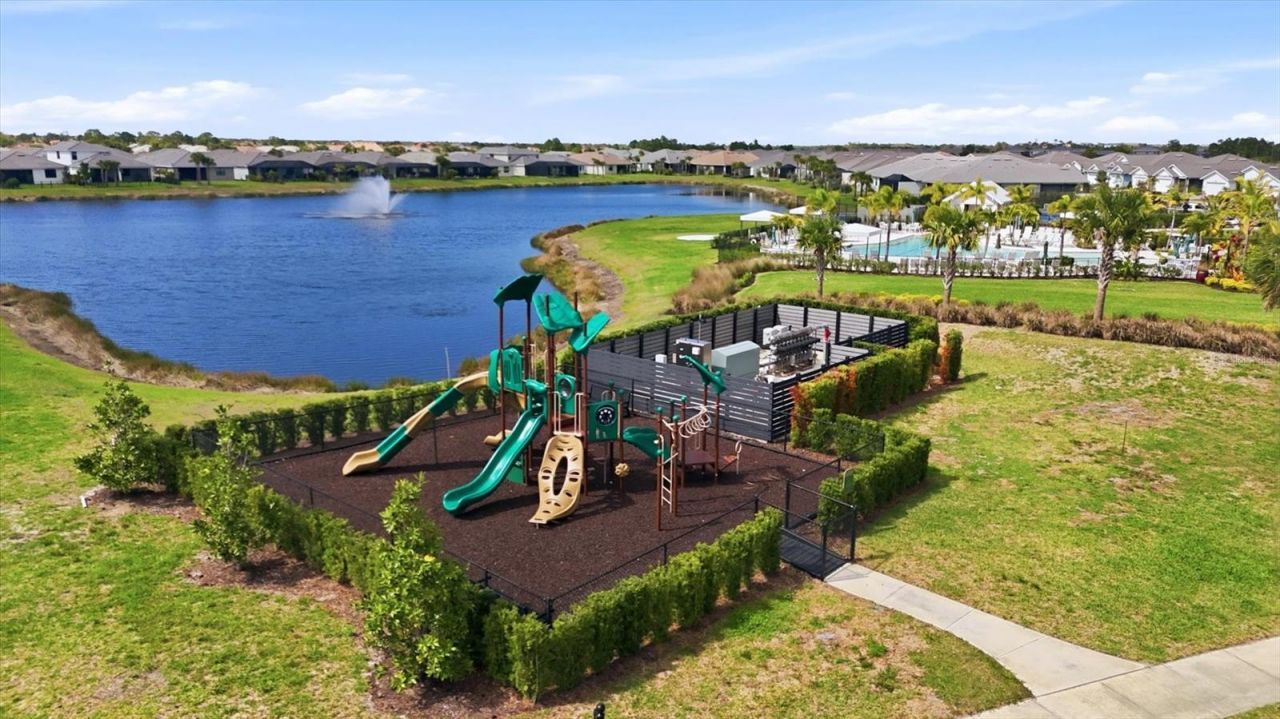 18645 Midsummer Place, Venice, FL 34293 Photo
