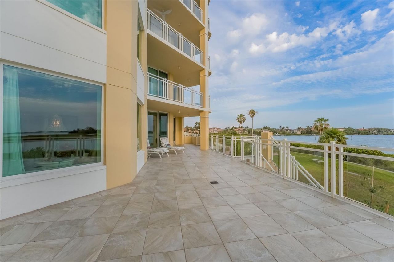 795 Collany Road, Unit 201, Tierra Verde, FL 33715 Photo