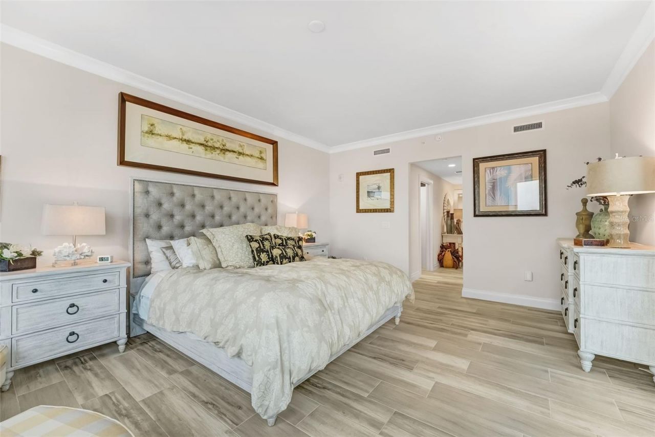 795 Collany Road, Unit 201, Tierra Verde, FL 33715 Photo