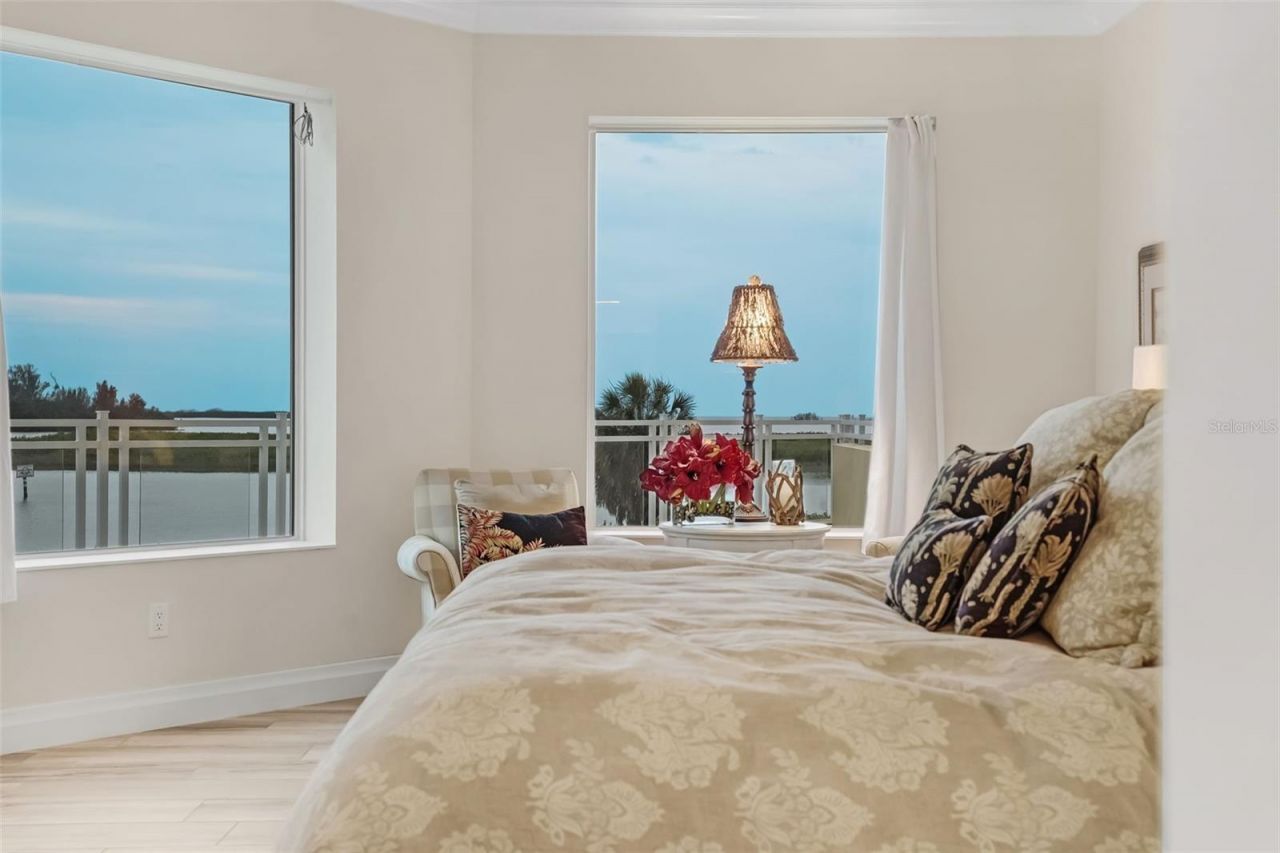 795 Collany Road, Unit 201, Tierra Verde, FL 33715 Photo