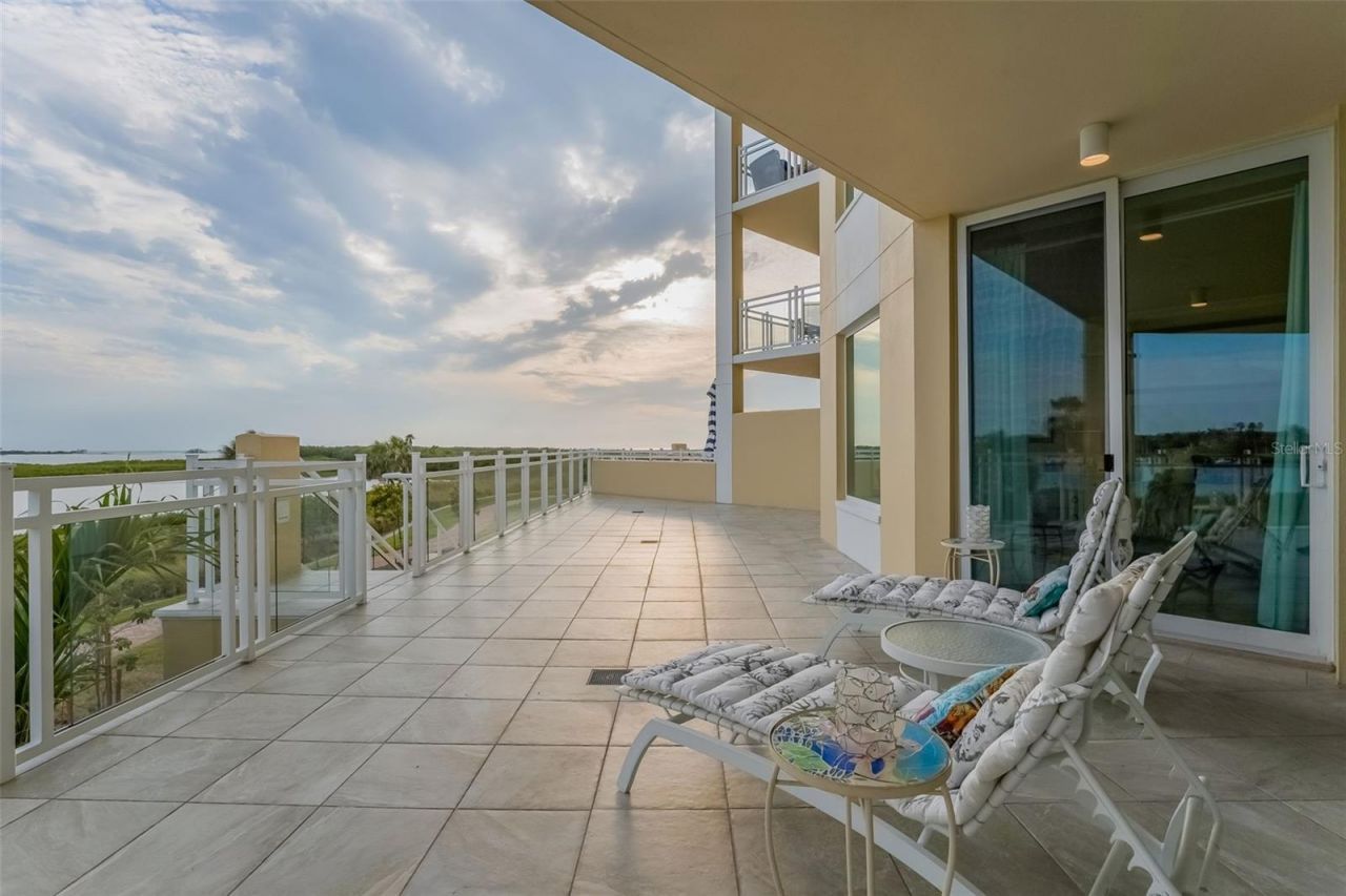 795 Collany Road, Unit 201, Tierra Verde, FL 33715 Photo