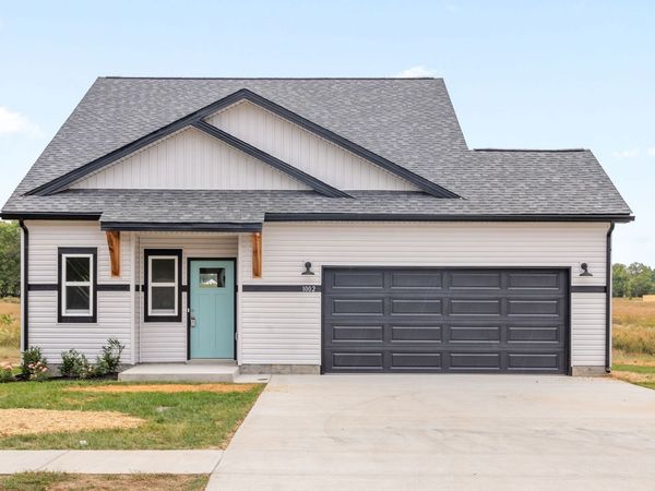 2725 Brewster Dr , Clarksville, TN 37042