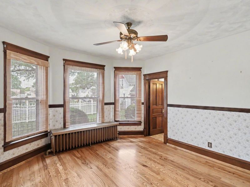 524 E Oakwood Avenue , Bucyrus, OH 44820 Photo 10