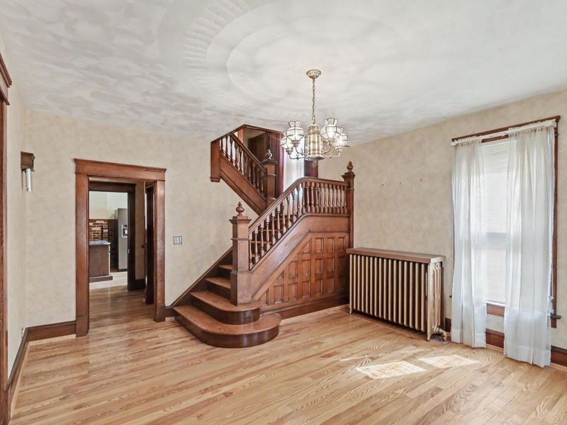 524 E Oakwood Avenue , Bucyrus, OH 44820 Photo 3