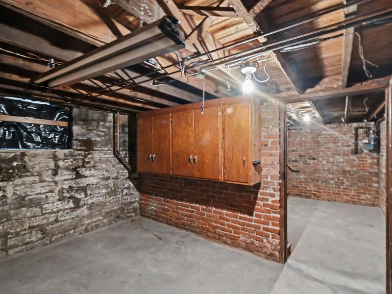 524 E Oakwood Avenue , Bucyrus, OH 44820 Photo 31