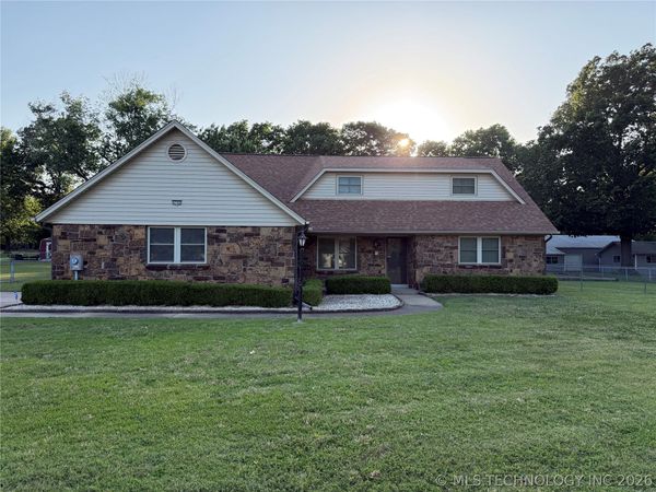 6702 S 234th East Avenue , Broken Arrow, OK 74014