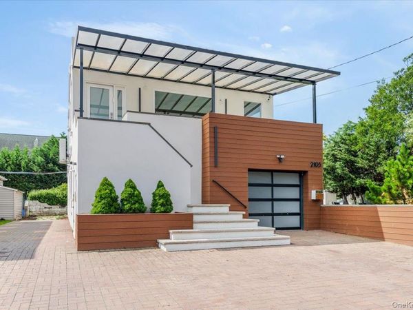 2105 Bay Boulevard , Atlantic Beach, NY 11509