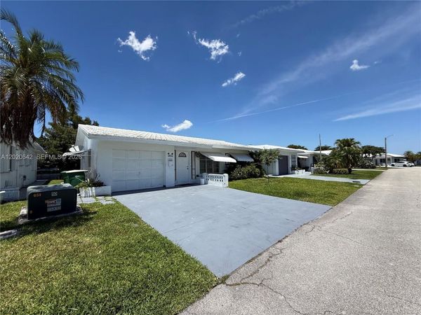 8107 NW 58th Pl, Unit 8107, Tamarac, FL 33321